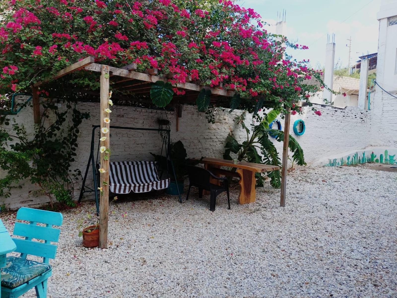 White Taganga Hotel Exterior photo