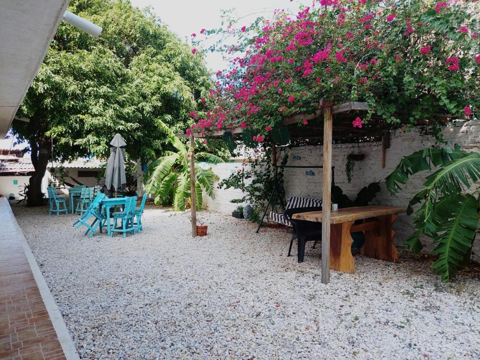 White Taganga Hotel Exterior photo
