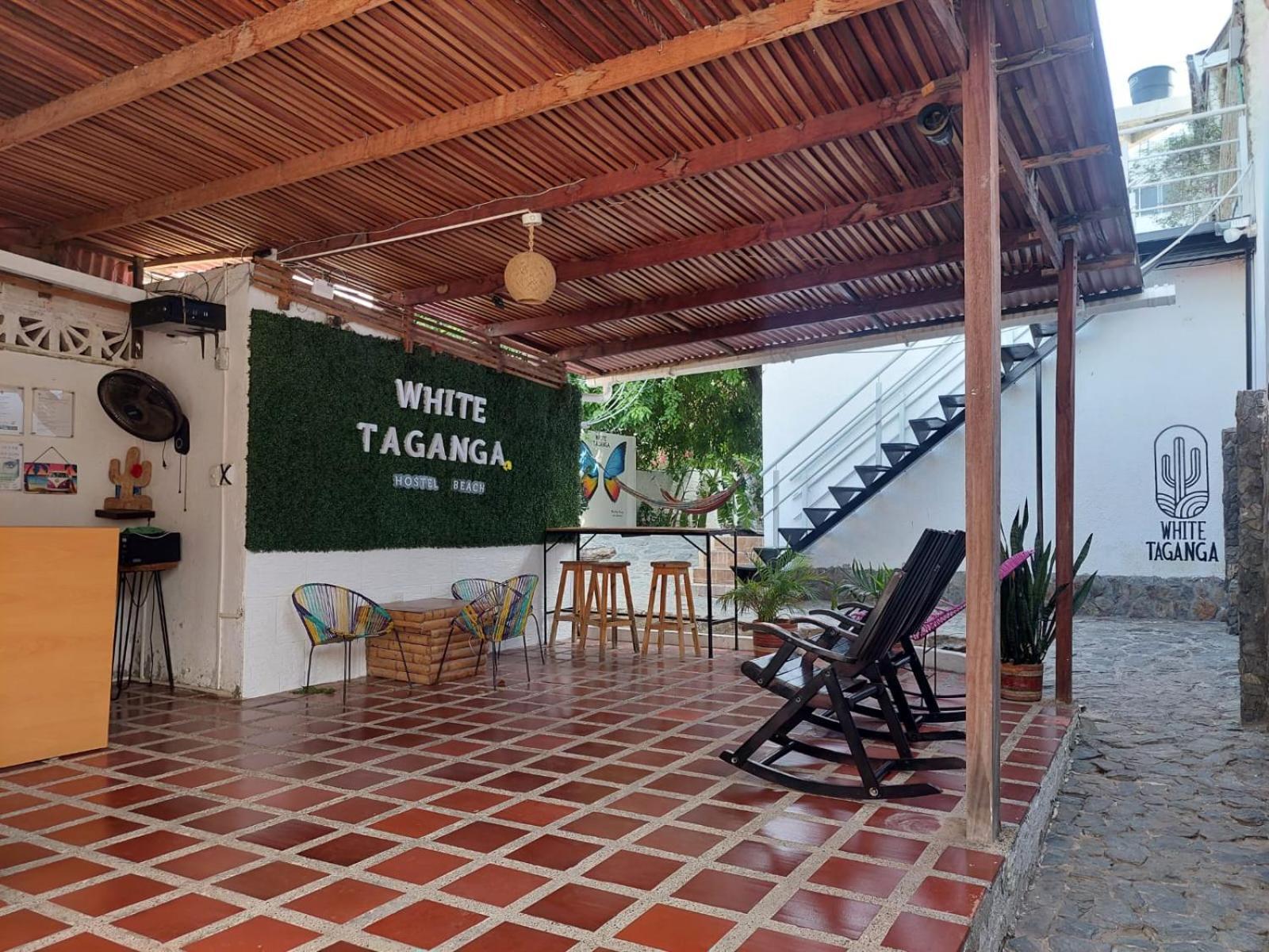 White Taganga Hotel Exterior photo