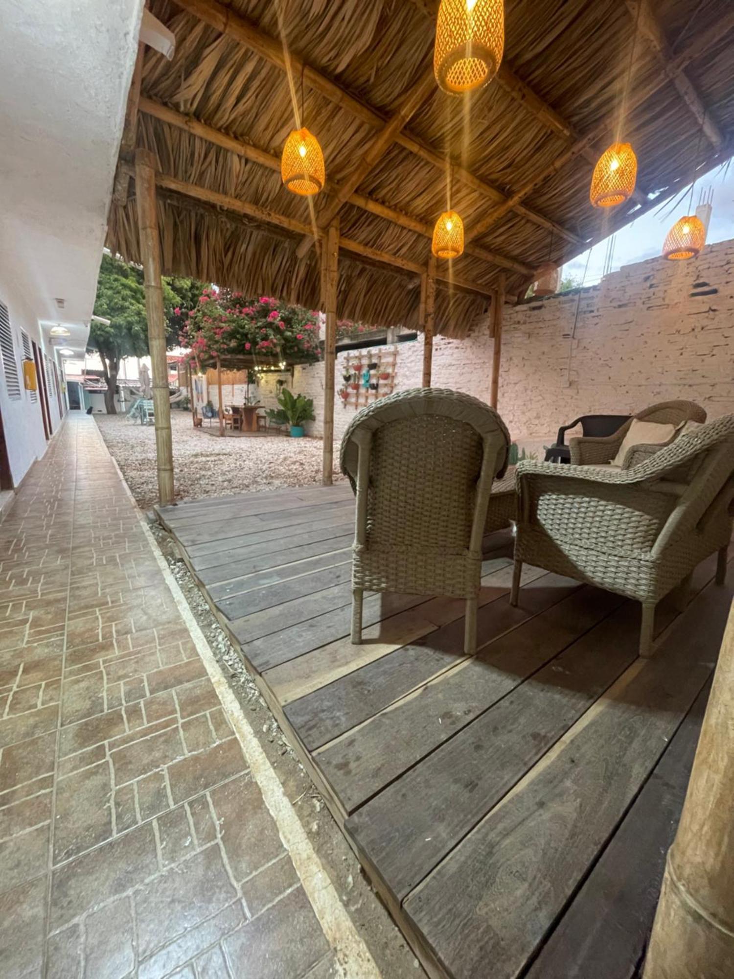 White Taganga Hotel Exterior photo